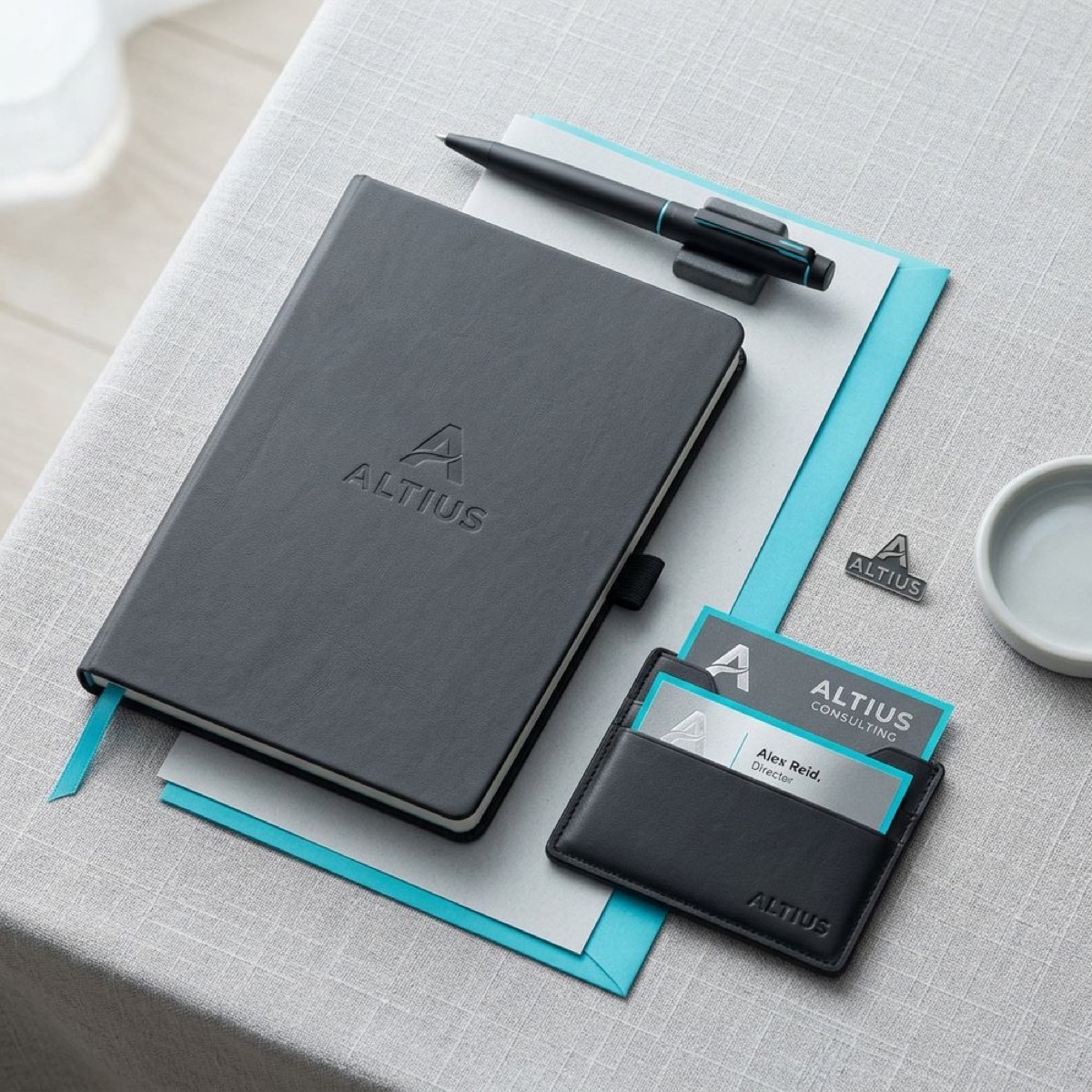 Corporate Brochures, Stationery & Marketing Collateral Preview